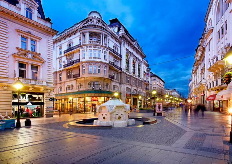 Your One And Only Beograd Bagian luar foto